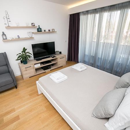 Studio Anja Apartamento Belgrado Exterior foto